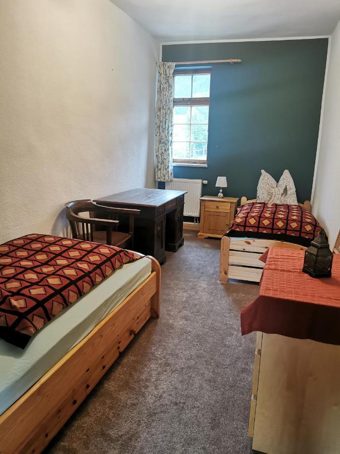 Niederorschel Ruhige Ferienwohnung Im Gutshaus מראה חיצוני תמונה